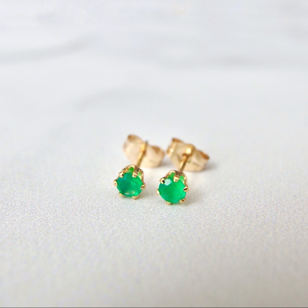 New 3mm green onyx stud earrings 14k gold filled - Picture 3 of 6